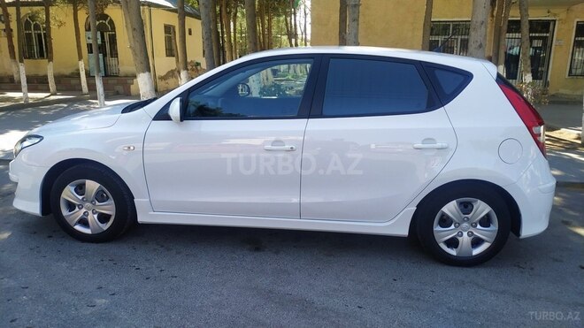 Hyundai i30 2010, 211,000 km - 1.4 l - Bakı