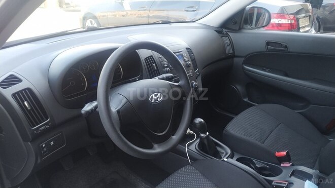 Hyundai i30 2010, 211,000 km - 1.4 l - Bakı