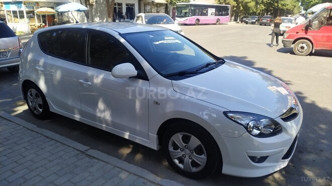 Hyundai i30 2010, 211,000 km - 1.4 l - Bakı