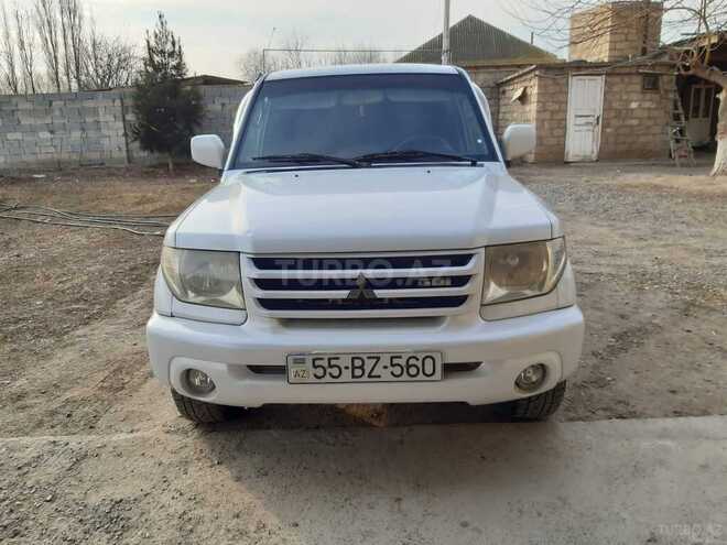 Mitsubishi Pajero io 2001, 298,700 km - 2.0 л - Sabirabad