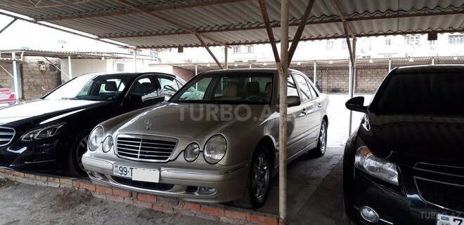 Mercedes E 240 2000, 352,000 km - 2.4 l - Bakı