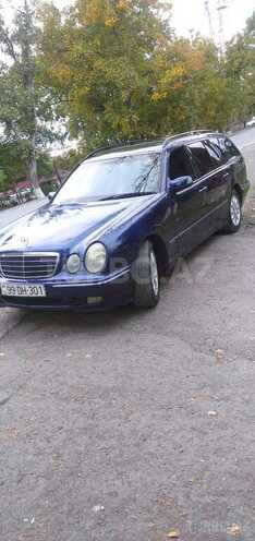 Mercedes E 240 1999, 294,500 km - 2.4 l - Zaqatala