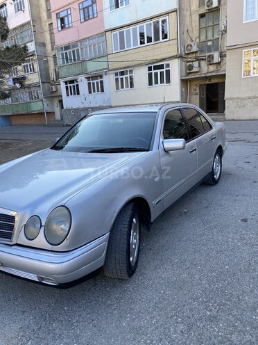 Mercedes E 240 1998, 440,358 km - 2.4 л - Bakı