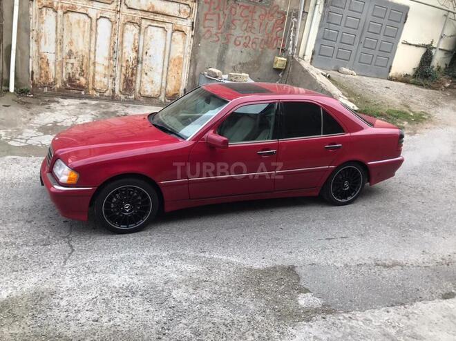 Mercedes C 230 1997, 240,000 km - 2.3 l - Bakı