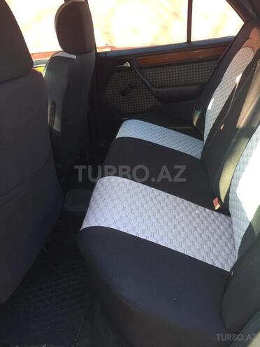 Mercedes E 200 1993, 516,579 km - 2.0 l - Bakı
