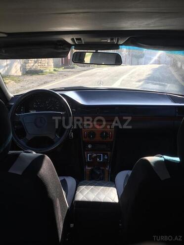 Mercedes E 200 1993, 516,579 km - 2.0 l - Bakı