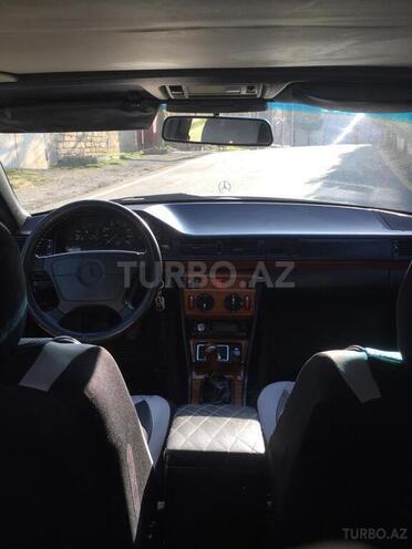 Mercedes E 200 1993, 516,579 km - 2.0 l - Bakı
