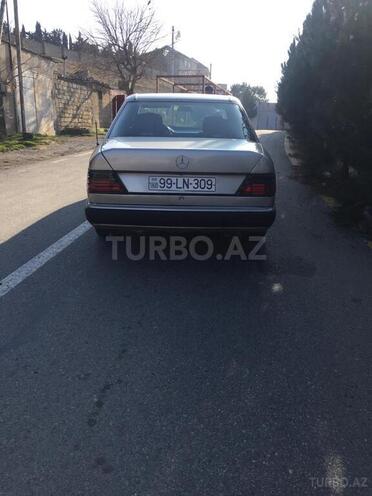 Mercedes E 200 1993, 516,579 km - 2.0 l - Bakı