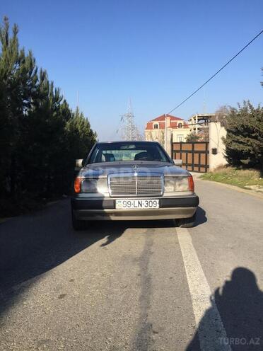 Mercedes E 200 1993, 516,579 km - 2.0 l - Bakı