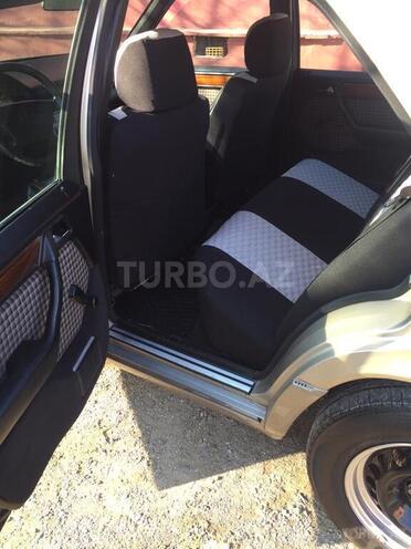 Mercedes E 200 1993, 516,579 km - 2.0 l - Bakı