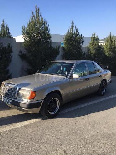 Mercedes E 200 1993, 516,579 km - 2.0 l - Bakı