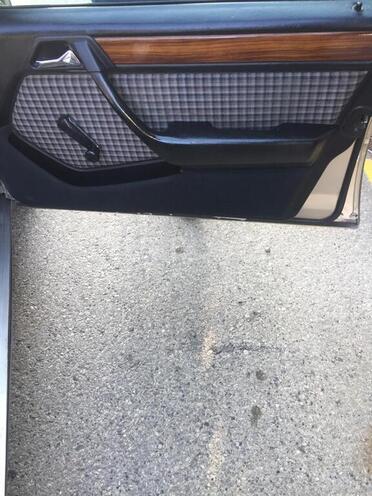 Mercedes E 200 1993, 516,579 km - 2.0 l - Bakı