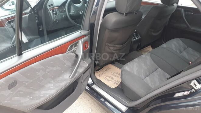 Mercedes E 240 2001, 190,000 km - 2.6 l - Gəncə