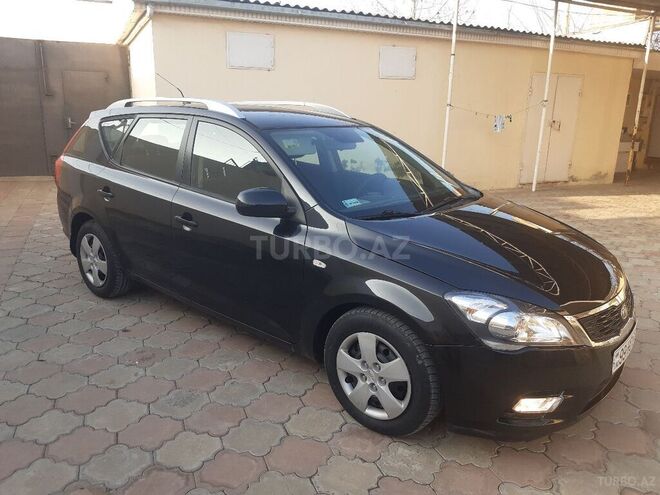 Kia Ceed 2010, 166,000 km - 1.6 l - Biləsuvar