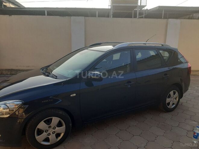 Kia Ceed 2010, 166,000 km - 1.6 l - Biləsuvar