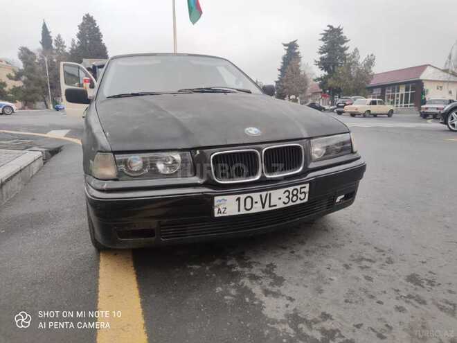 BMW 318 1991, 330,846 km - 1.8 л - Qax