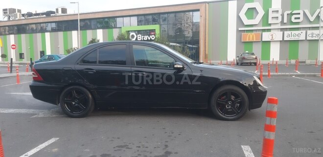 Mercedes C 200 2000, 284,000 km - 2.0 л - Bakı