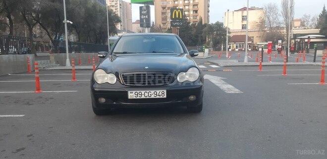 Mercedes C 200 2000, 284,000 km - 2.0 л - Bakı