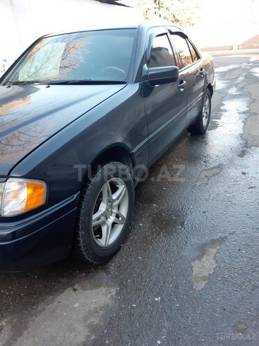 Mercedes C 220 1994, 421,000 km - 2.2 л - Bakı