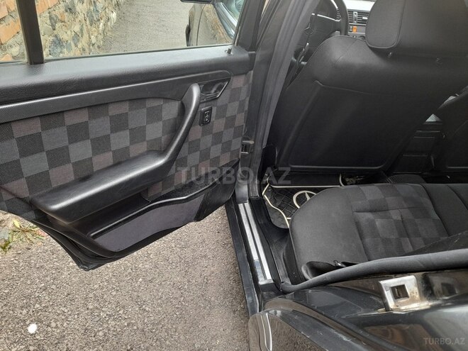 Mercedes C 200 1994, 13,336 km - 2.0 l - Gəncə