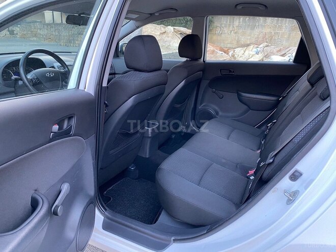 Hyundai i30 2009, 175,000 km - 1.6 l - Bakı