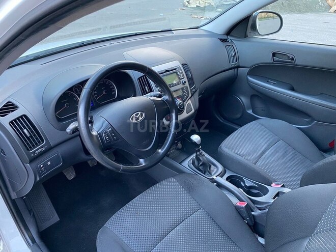 Hyundai i30 2009, 175,000 km - 1.6 l - Bakı