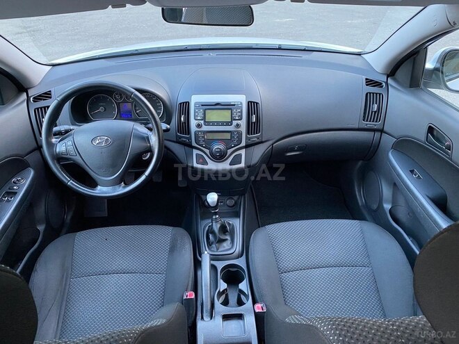 Hyundai i30 2009, 175,000 km - 1.6 l - Bakı