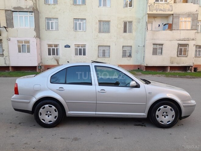 Volkswagen Bora 2002, 213,313 km - 1.8 l - Sumqayıt
