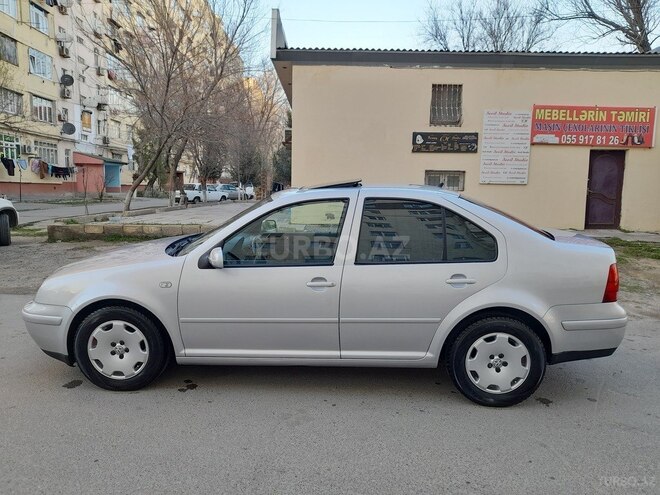 Volkswagen Bora 2002, 213,313 km - 1.8 l - Sumqayıt