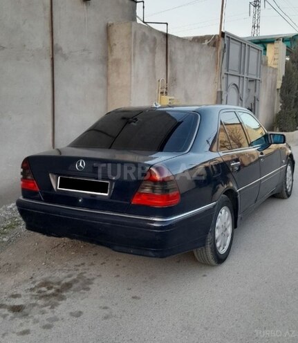 Mercedes C 200 1997, 235,000 km - 2.0 l - Bakı