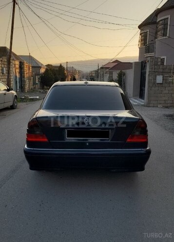 Mercedes C 200 1997, 235,000 km - 2.0 l - Bakı