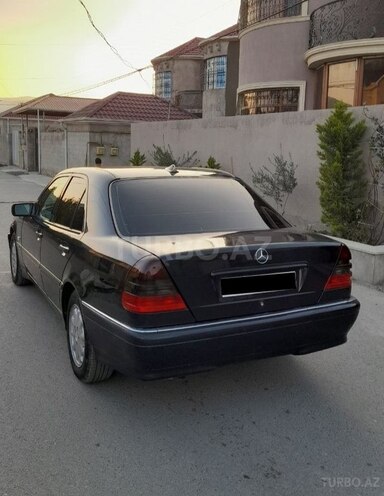 Mercedes C 200 1997, 235,000 km - 2.0 l - Bakı
