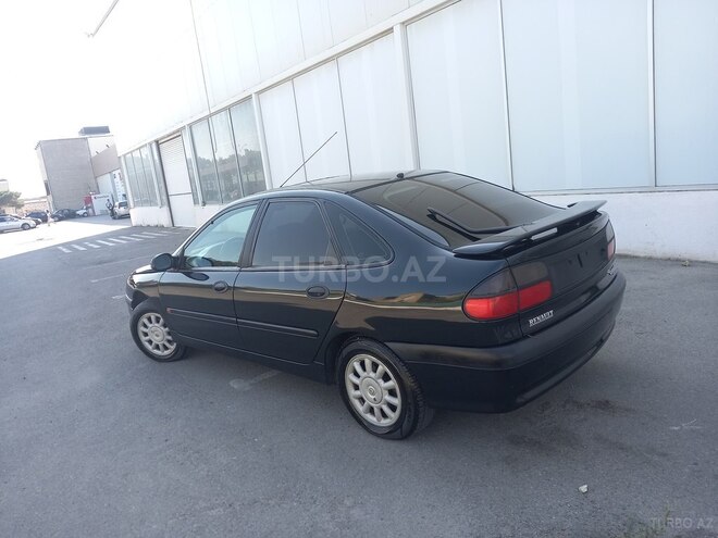 Renault Laguna 2001, 178,650 km - 1.6 л - Bakı