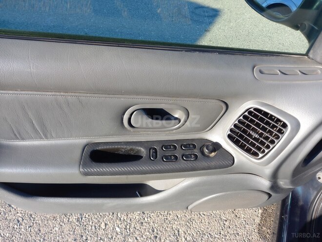 Renault Laguna 2001, 178,650 km - 1.6 л - Bakı