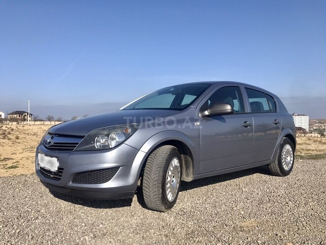 Opel Astra 2009, 199,550 km - 1.4 л - Bakı