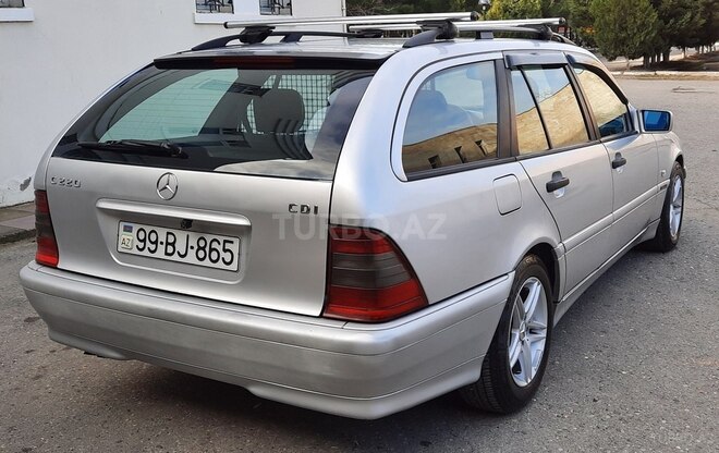 Mercedes C 220 2000, 428,000 km - 2.2 л - Sumqayıt