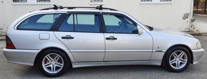 Mercedes C 220 2000, 428,000 km - 2.2 л - Sumqayıt