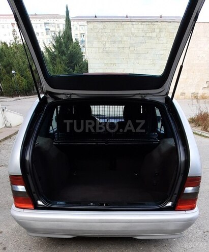 Mercedes C 220 2000, 428,000 km - 2.2 л - Sumqayıt