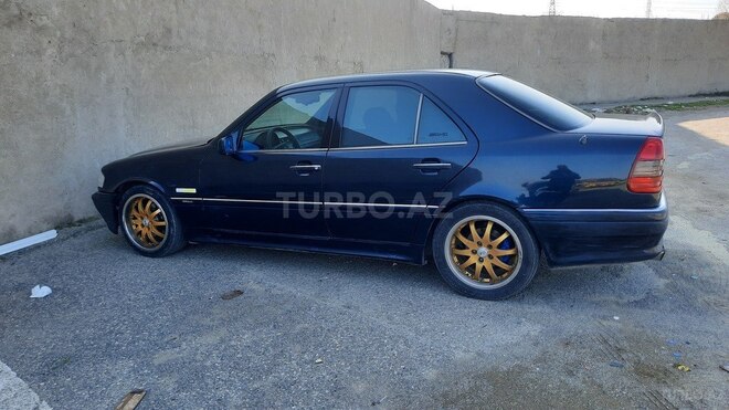 Mercedes C 230 1997, 180,000 km - 2.3 л - Bakı