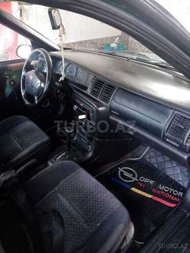 Opel Vectra 1998, 275,000 km - 2.0 l - Quba