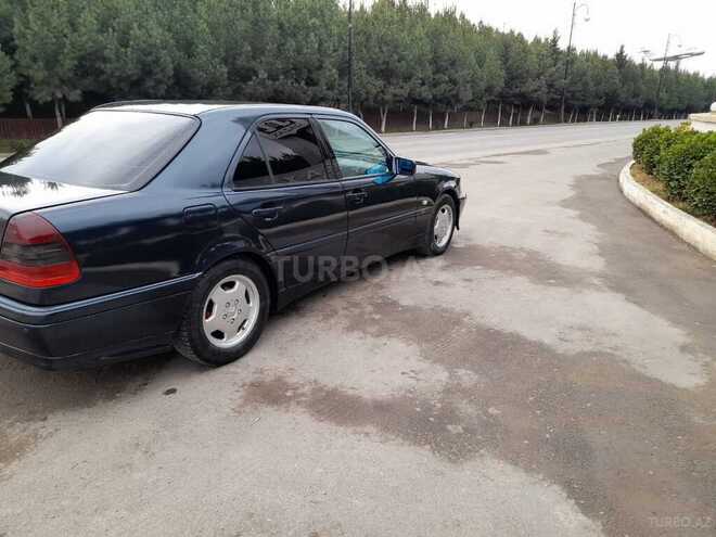 Mercedes C 180 1997, 365,000 km - 1.8 l - Qazax