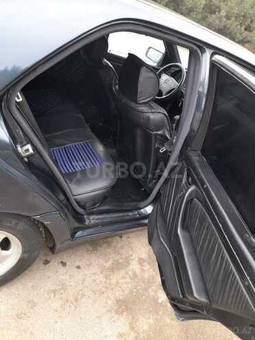 Mercedes C 180 1997, 365,000 km - 1.8 l - Qazax