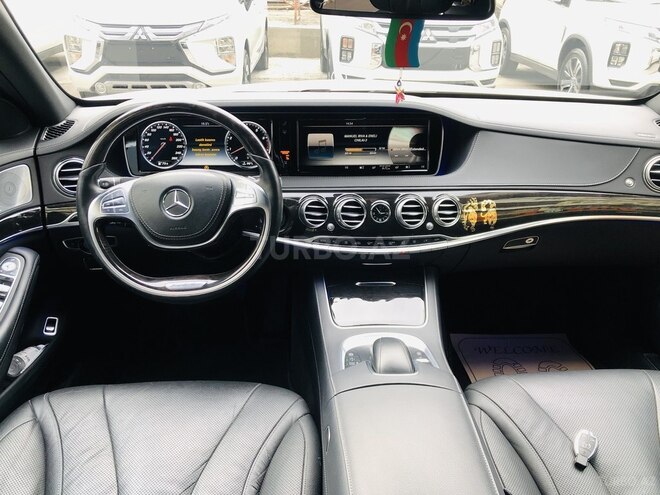 Mercedes S 400