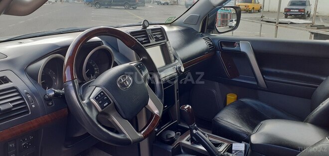 Toyota Prado 2011, 192,000 km - 2.7 л - Ağstafa