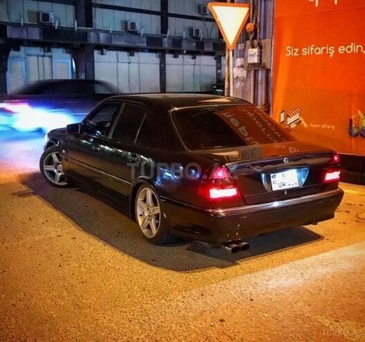 Mercedes C 240 1997, 296,000 km - 2.4 l - Xırdalan