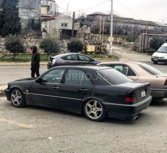 Mercedes C 240 1997, 296,000 km - 2.4 l - Xırdalan