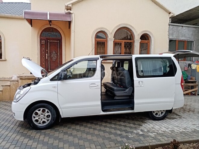 Hyundai H-1 2008, 330,000 km - 2.5 l - Bakı