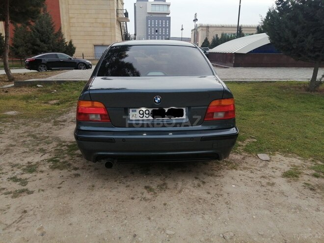BMW 525 2001, 266,000 km - 2.5 l - Bakı