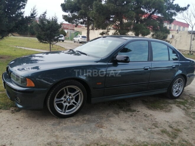 BMW 525 2001, 266,000 km - 2.5 l - Bakı