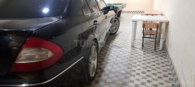 Mercedes E 320 2002, 292,436 km - 3.2 l - Bərdə